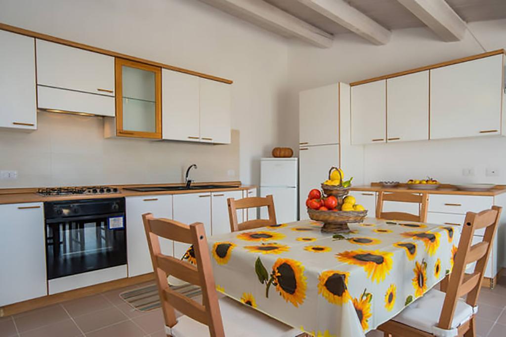 La Giara - Holiday Apartments Sampieri Extérieur photo